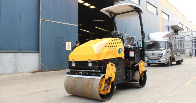 怎样包管小型压路机隔振性能？？？？？