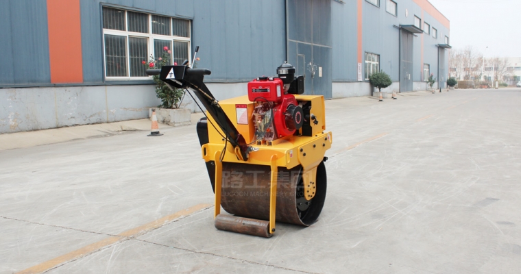 这些规模都可以使用手扶式压路机，，，，，您不知道吧？？